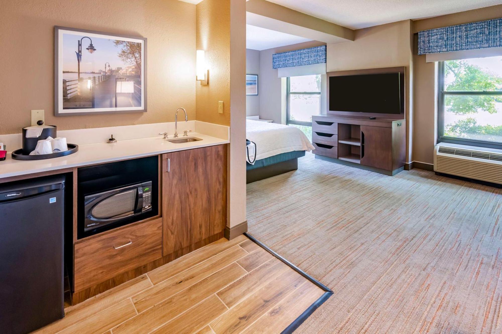 Hampton Inn Wilmington-Medical Park Extérieur photo